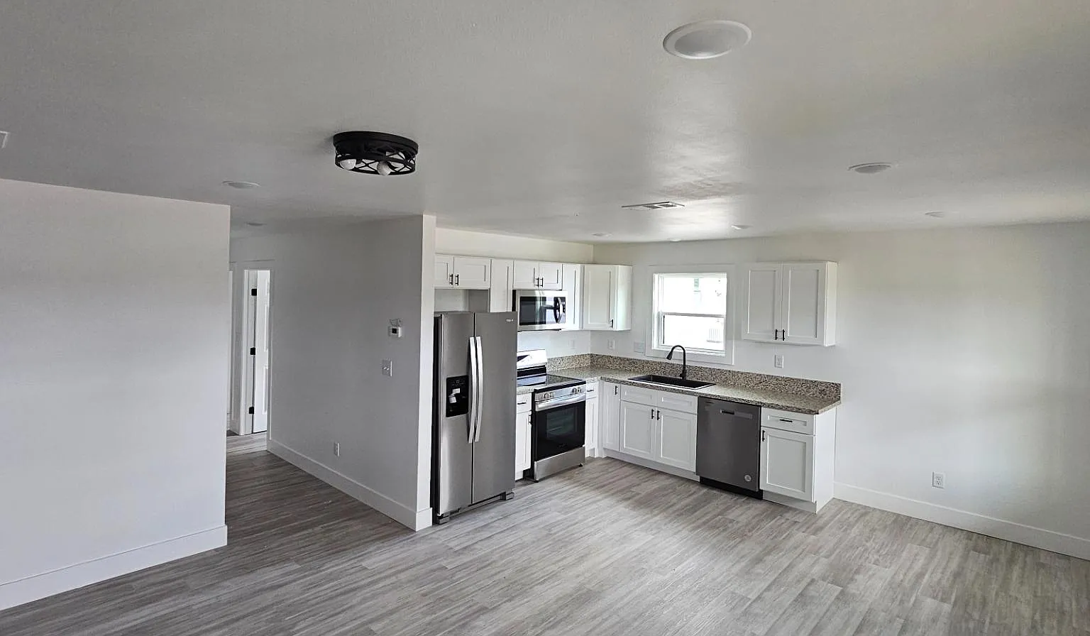 1513 N Springfield St - Unit C — Photo 1