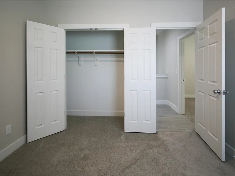 5113 Hershe St #B — Photo 27