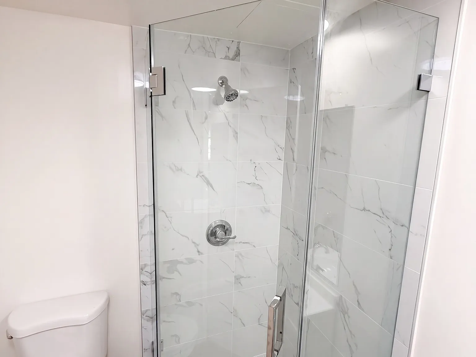 1 bed, 900 sqft, $1,995 — Photo 4