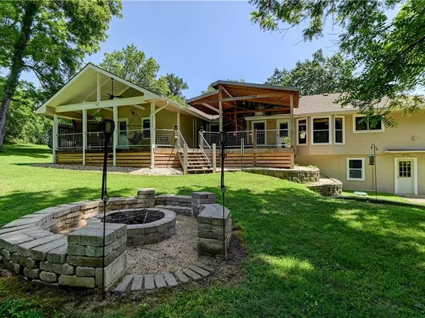 4522 N Koger Rd, Sibley, MO 64088