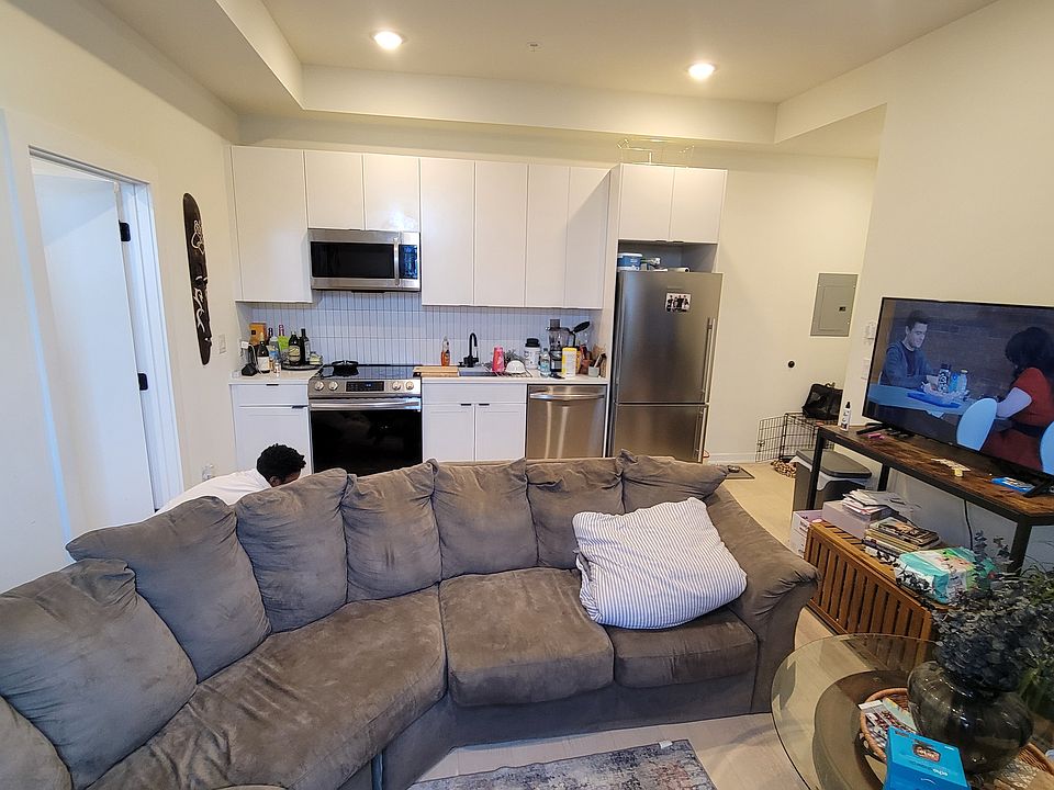 1208-n-29th-st-2-2