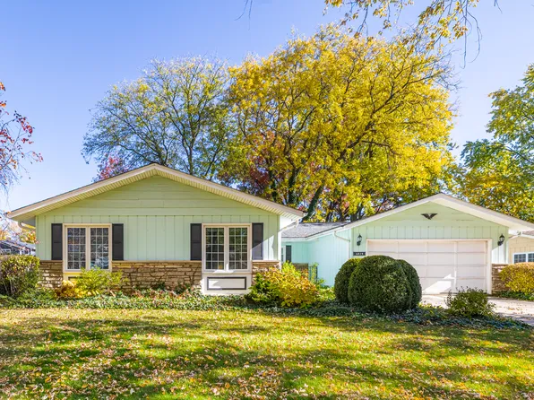 (undisclosed Address), Downers Grove, IL 60516