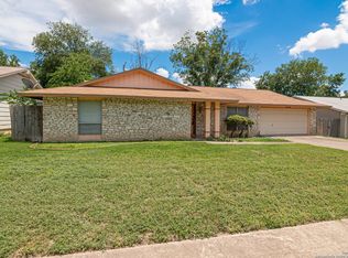 11154 El Sendero St, San Antonio, TX 78233