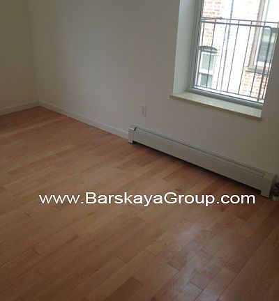 3rd image of 2517 30th Ave #3R