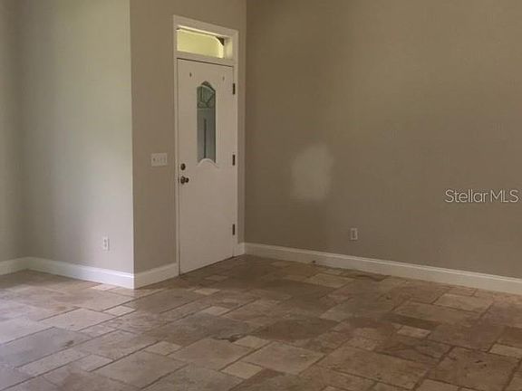 2nd image of 1541 Oneco Ave