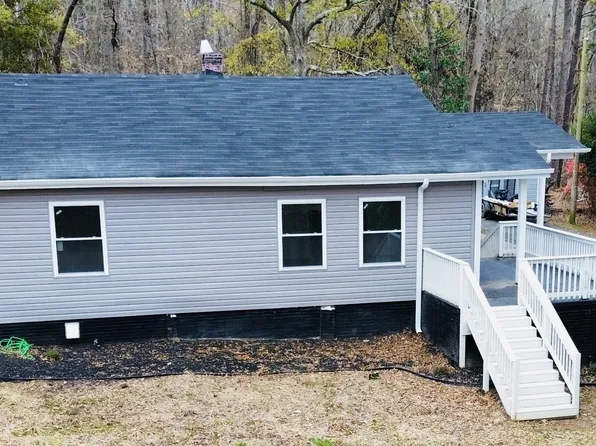 311 Crescent Dr, Laurens, SC 29360