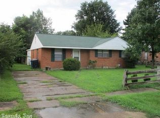 3211 Parkwood Rd, Jonesboro, AR 72401