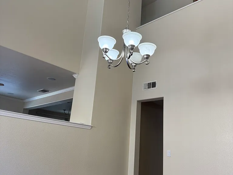 96 S Libertad St — Photo 2