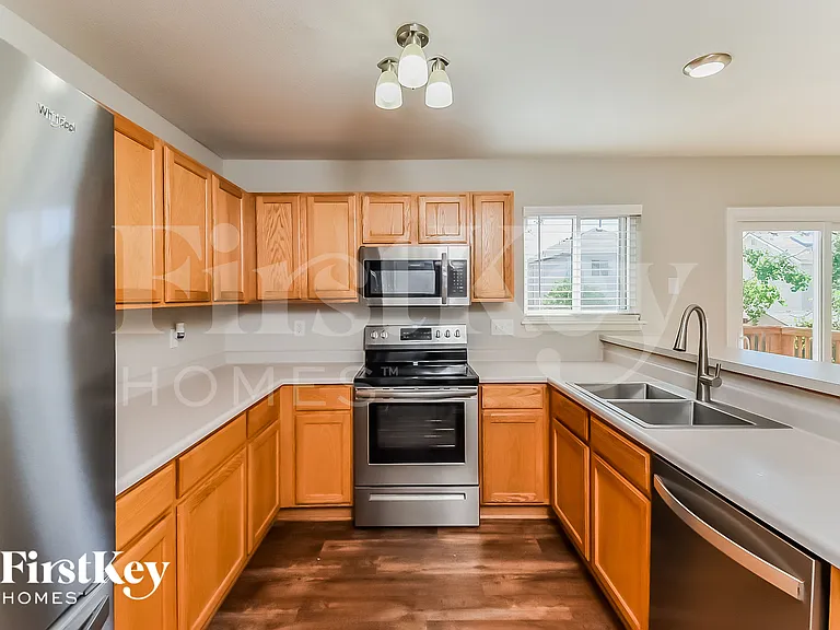 4663 Bittercreek Dr — Photo 8