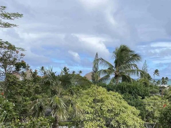 1319 Mokolea Dr #2, Kailua, HI 96734