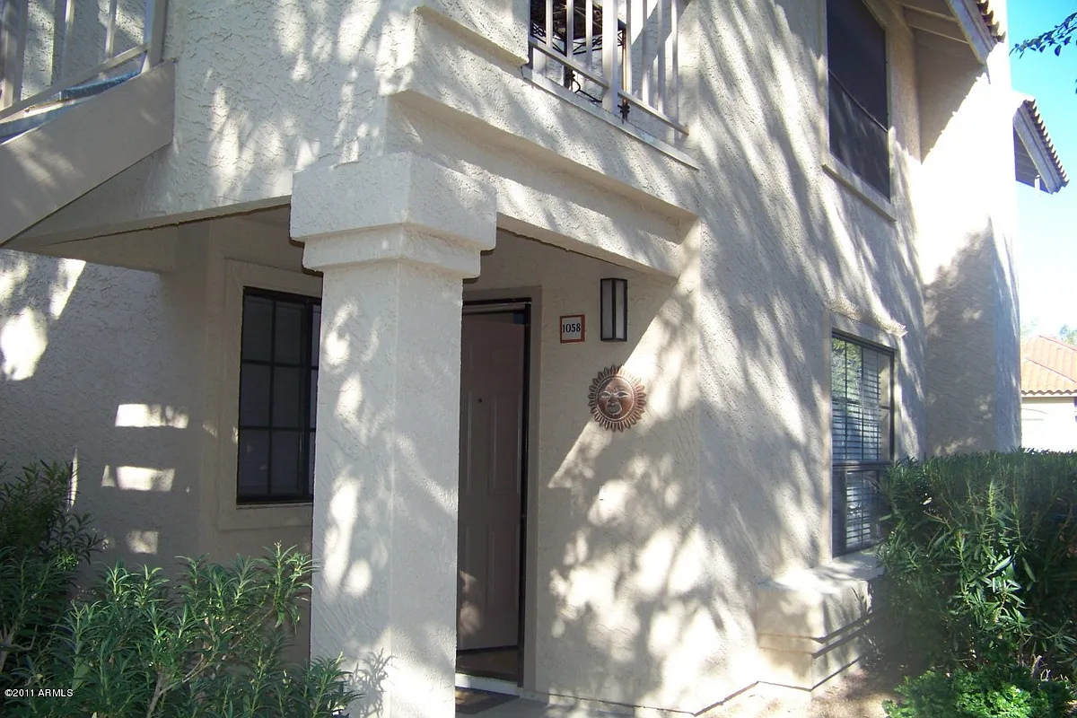 Building Photo - 8700 E Mountain View Rd #1058