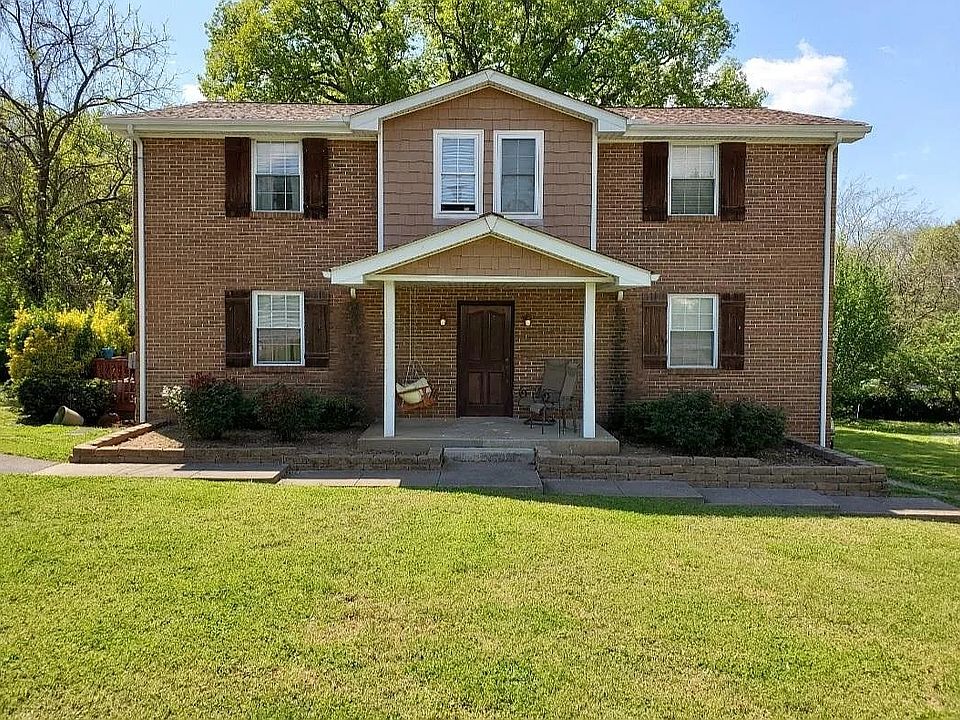 1st image of 5121 Amalie Dr APT B