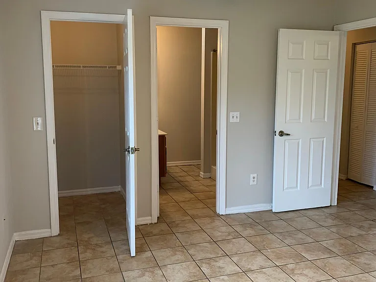 7106 Santa Clara Blvd — Photo 12