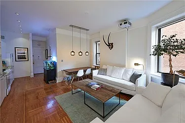 Sold by Space Marketing Shop