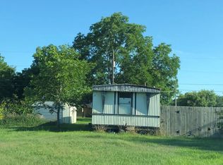 375 7th St S, Blessing, TX 77419