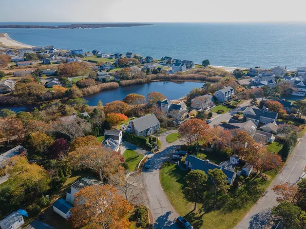 189 Breakwater Shores Drive, Hyannis, MA 02601