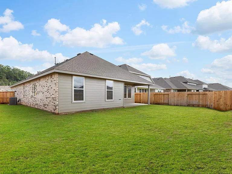 1589 Oakdale Crest Rd — Photo 33