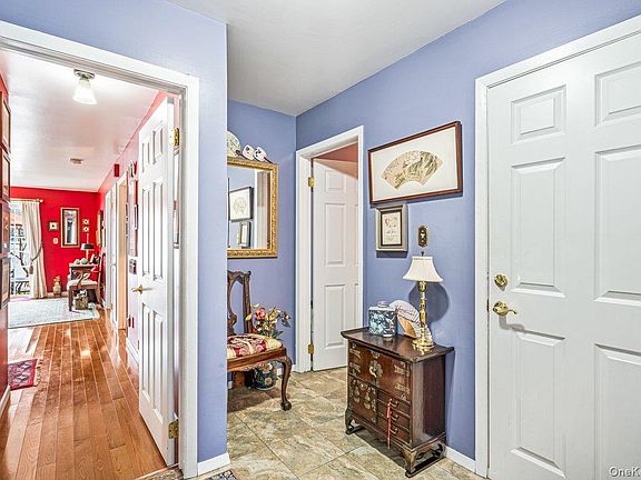 2nd image of 26 Violet Road