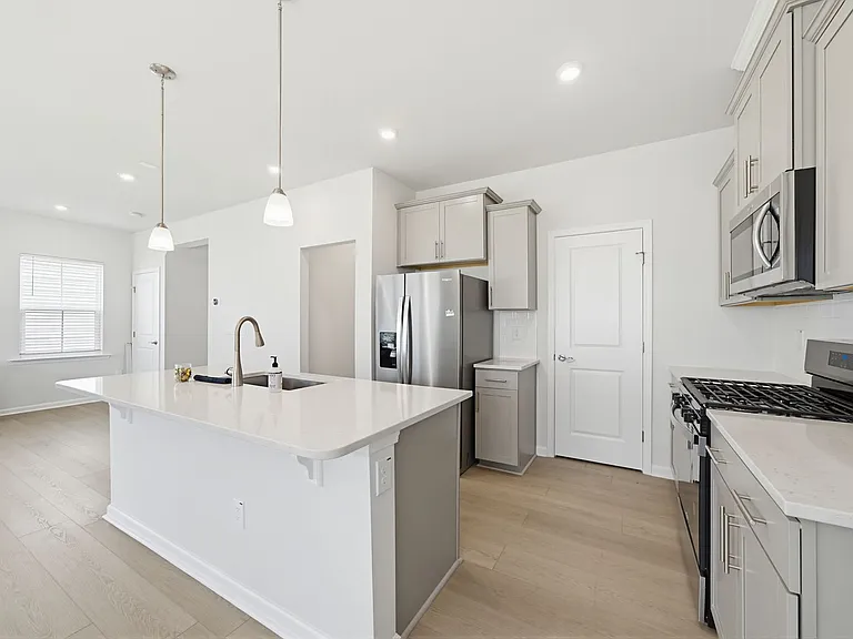 2109 Sun Vibes Way — Photo 13