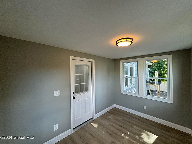 2nd image of 2830 Edgewood Avenue