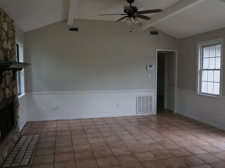 4016 Sandy Run Dr — Photo 15