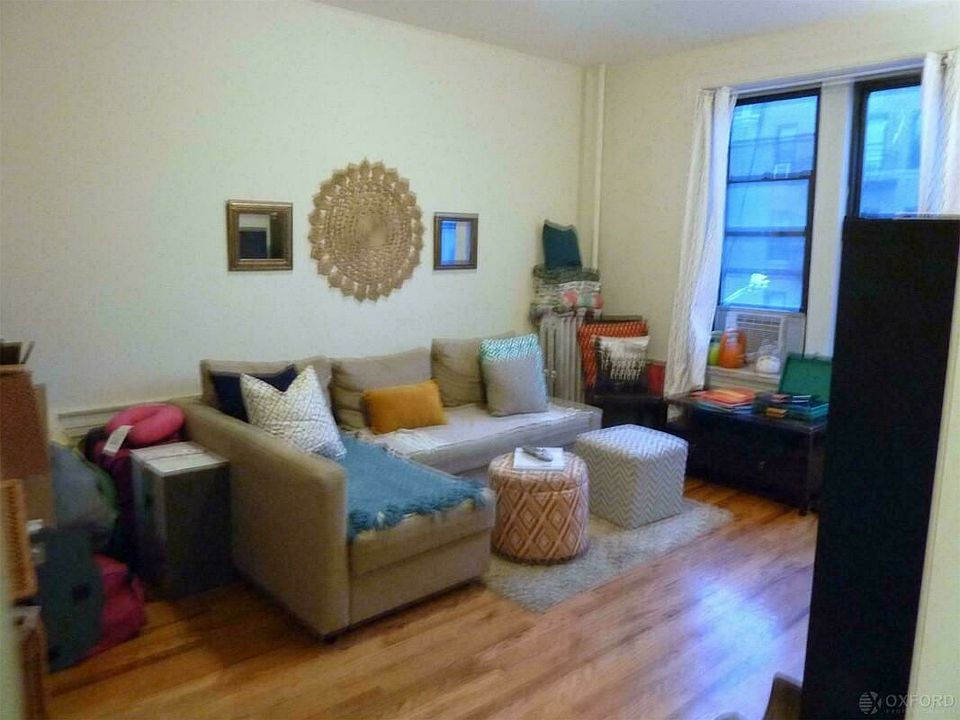 1st image of 334 Montgomery St #8