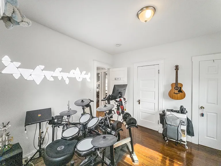 41 Child St #3 — Photo 22