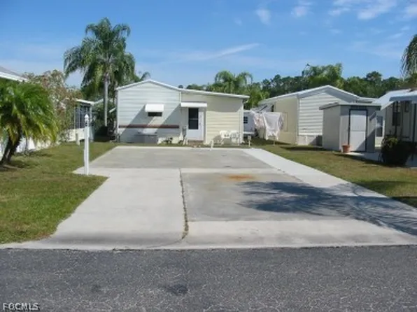 6 Fountain View Blvd, North Fort Myers, FL 33903