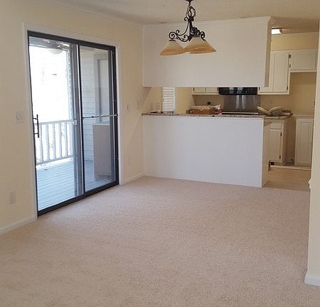 4th image of 491 Creekwalk Cir