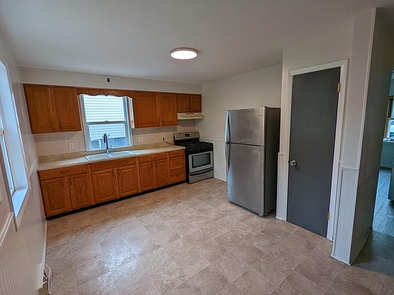 5th image of 4109 Dexter Ave