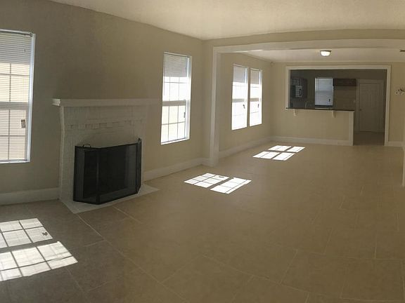 5th image of 3363 Lowell Ave