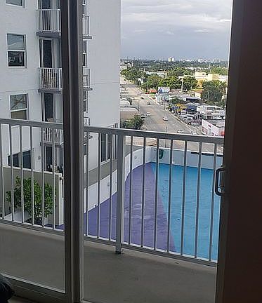 5th image of 1 Glen Royal Pkwy APT 904