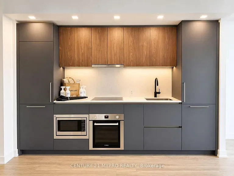 609 Sherbourne St #3105 — Photo 8