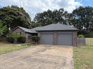 120 N Parkway St, Hernando, MS 38632