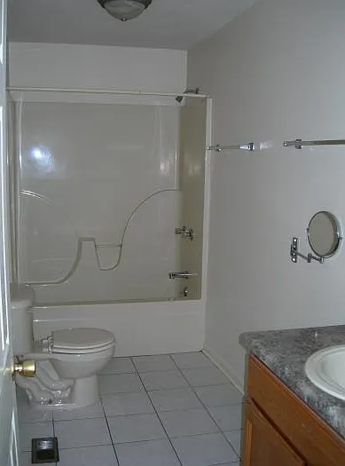 2 bed, 1400 sqft, $1,200 — Photo 3