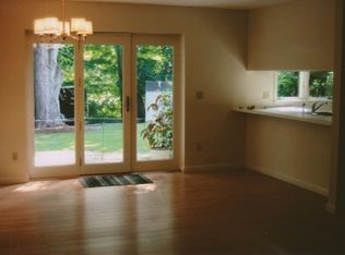 15 Down River Rd, New Canaan, CT 06840