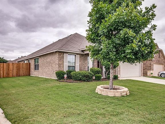 2nd image of 6201 Chalk Hollow Dr