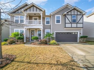 7827 Meridale Forest Dr, Charlotte, NC 28269