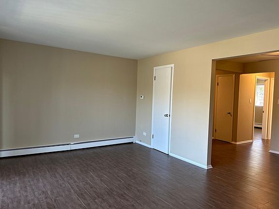 3rd image of 8743 S Roberts Rd #3C