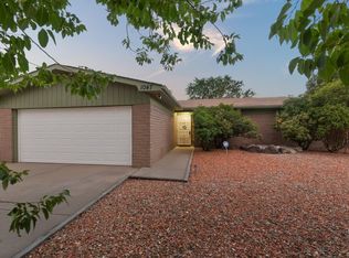 1047 Monte Largo Dr NE, Albuquerque, NM 87123