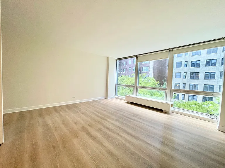 2400 N Lakeview Ave #508 — Photo 7