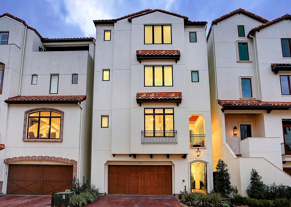 1st image of 119 Calle Catalina Pl