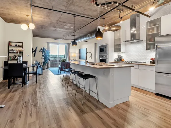 2229 Blake St #310, Denver, CO 80205