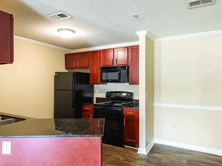 Northwood Apartment Homes — Photo 25
