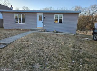 20 Hill St, Hanover, PA 17331