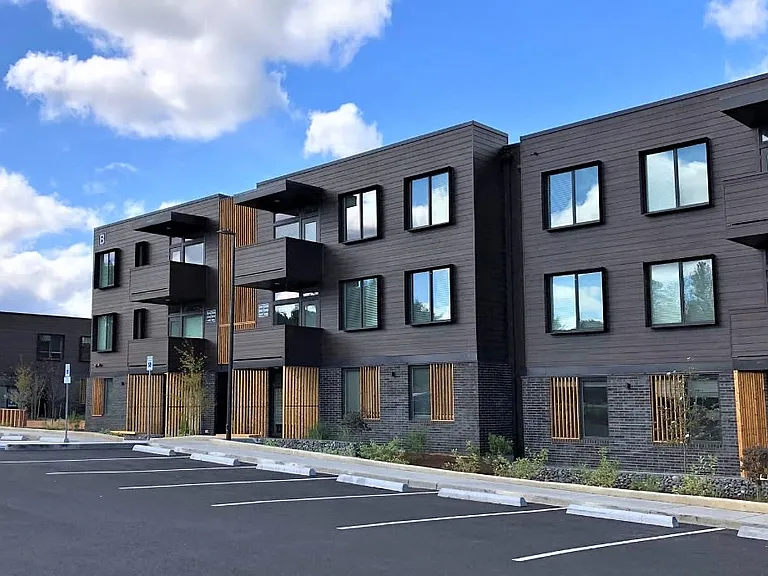 Edison Apartments — Photo 13