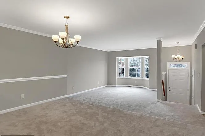 3 bed, 3.5 bath, 1457 sqft, $2,995 — Photo 2