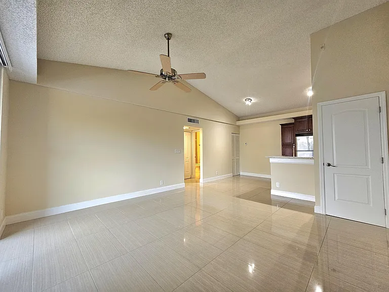 901 Lyons Rd #1205 — Photo 11