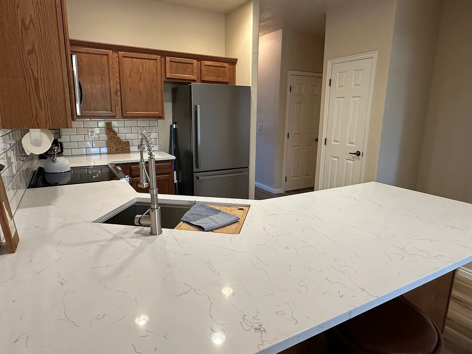 3 bed, 1389 sqft, $2,300 — Photo 2