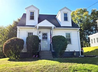 29 N Arch St, Johnson City, NY 13790